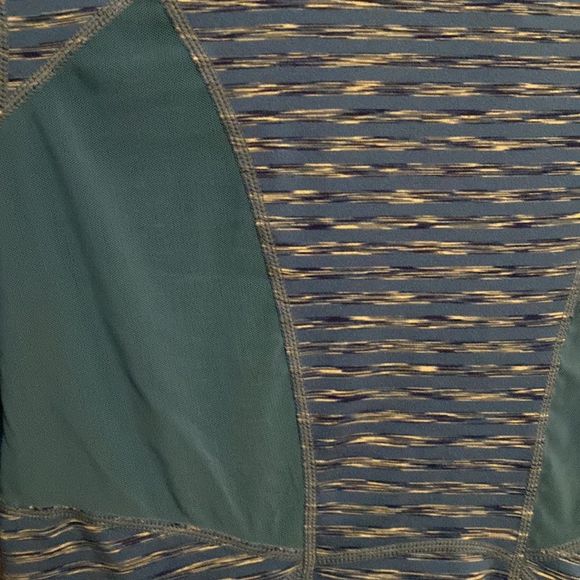 ZELLA Womens Activewear Light Blue Full Zip  Lightweight Track Jacket Medium - Picture 3 of 12